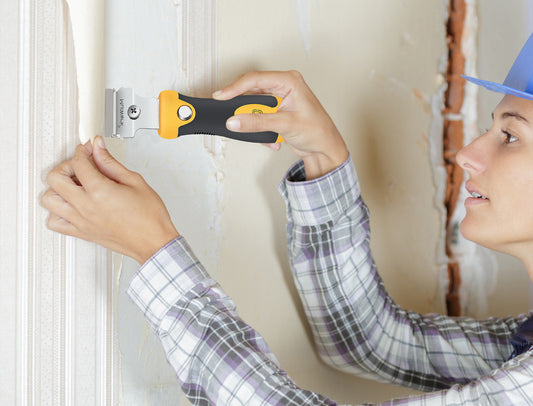 The Best Glass Scrapers: Your Best Friend for Removing Glass Smudges